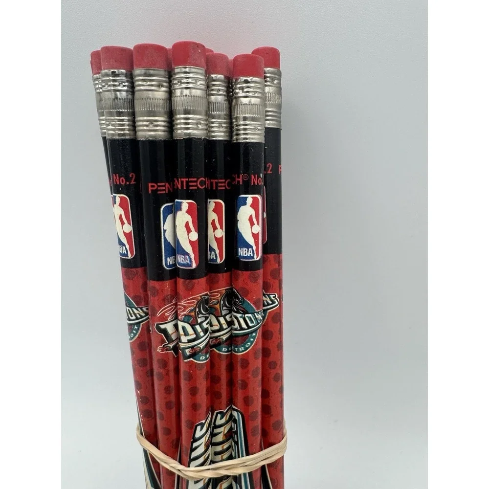 24‎ Vintage Pentech 90's NBA No. 2 Pencils Pistons